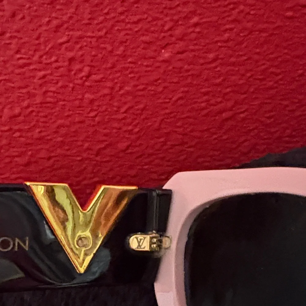 Louis Vuitton My Fair Lady Sunglasses, 100% AUTHENTIC!! - Picture 11 of 16